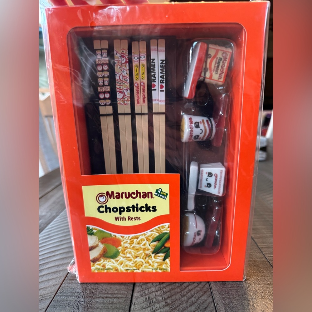 Maruchan Chopsticks Set by Mad Engine Ramen Noodles (NEW)